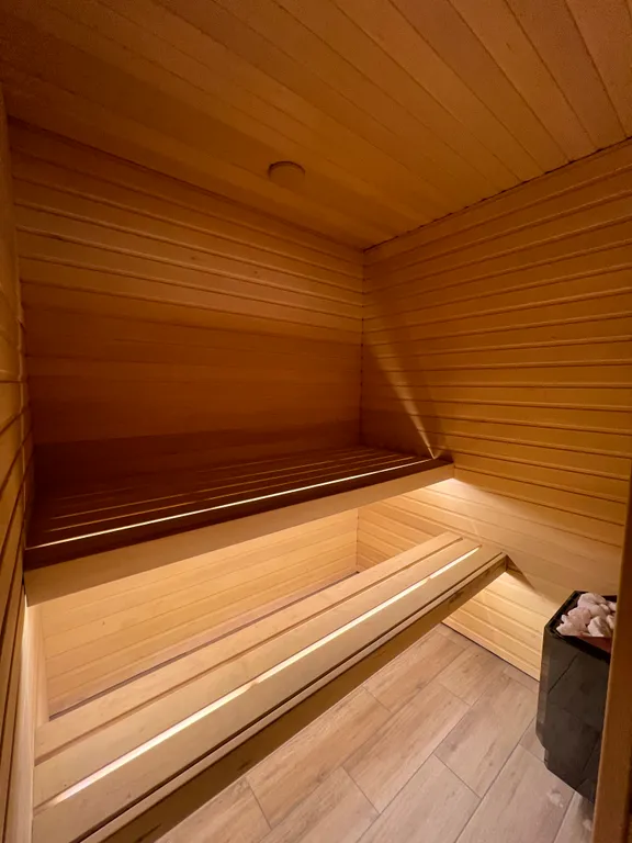 Уникальный барнхаус с купелью сауной и домашним кинотеатром