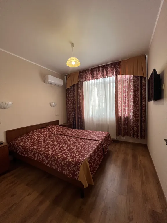 Квартира Квартира Уютный двухкомнатный номер с собственной кухней — Геленджик