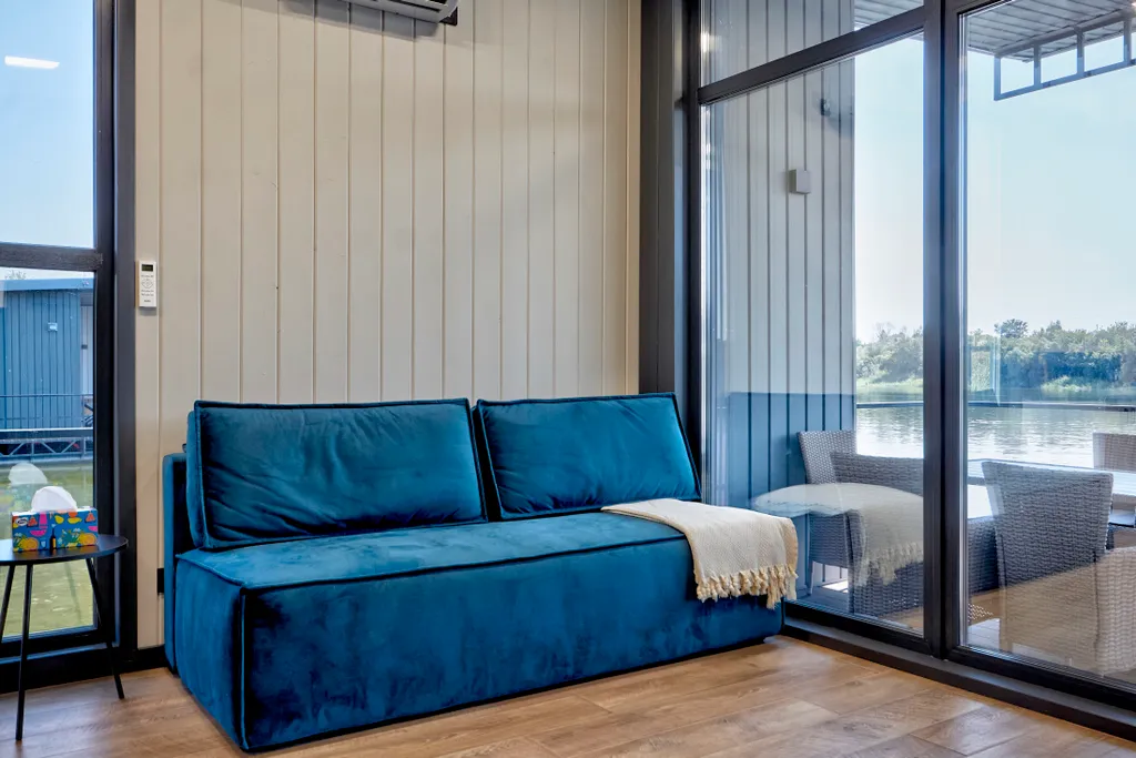 Дом Цапля на реке Саратовка