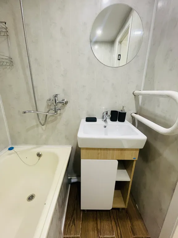 Квартира 2-комнатная Квартира — Кировск