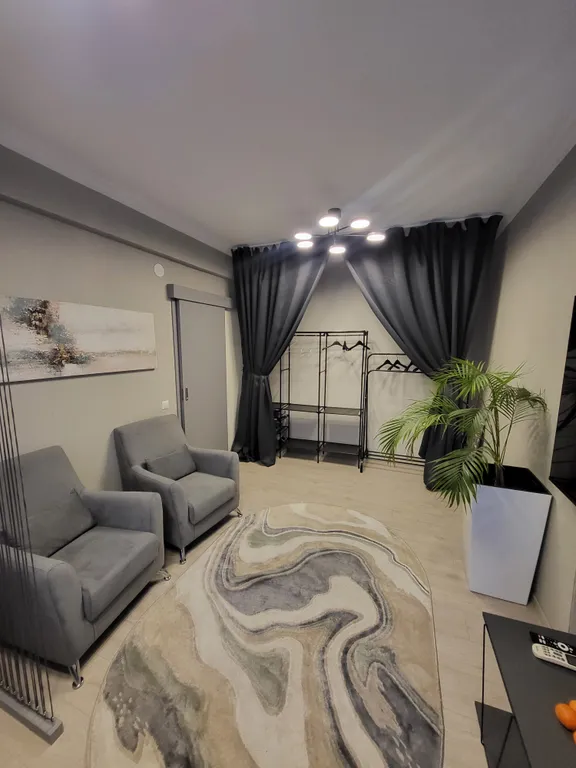 Квартира напротив казино