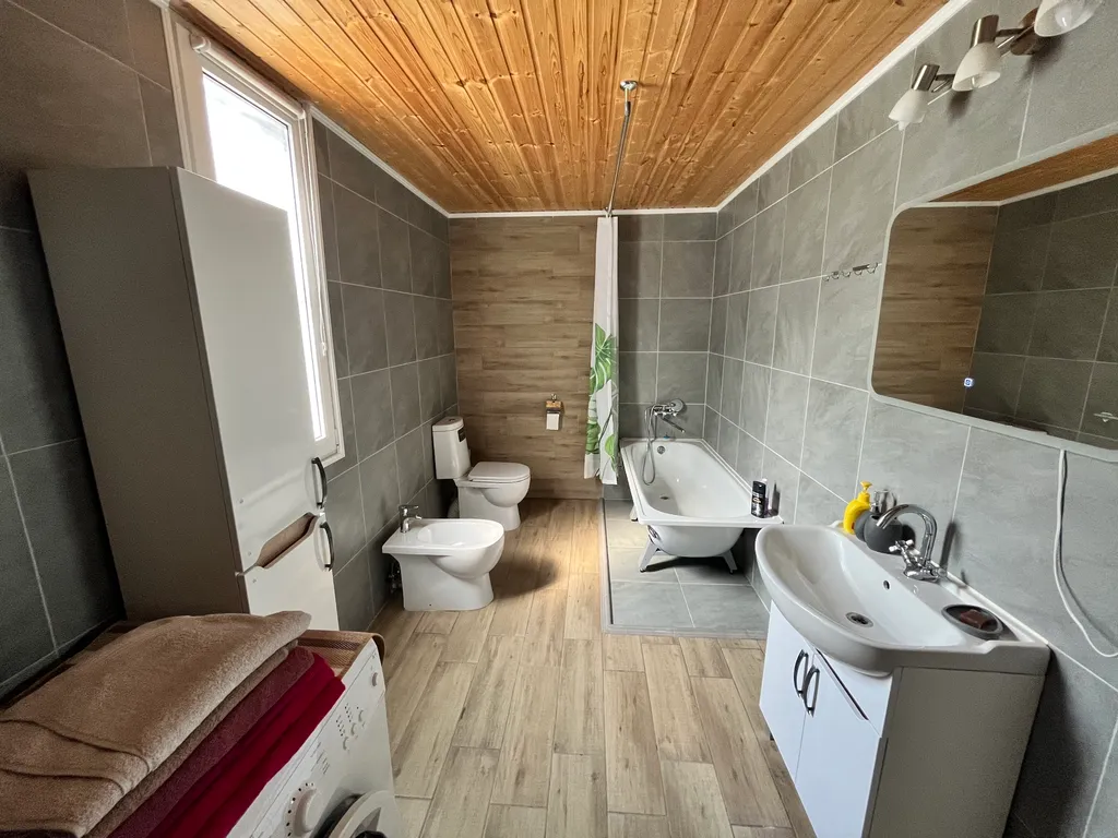 Уютный коттедж в живописном Фиагдоне