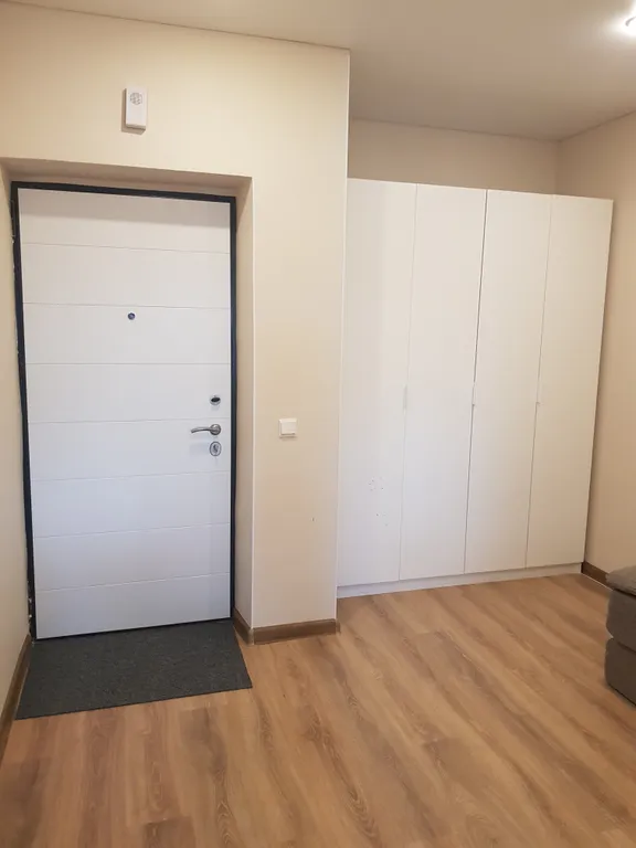 Студия с видом на реку Белая