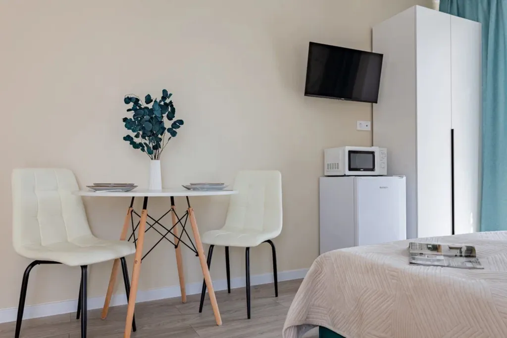 Светлая квартира - студия в ЖК Летний