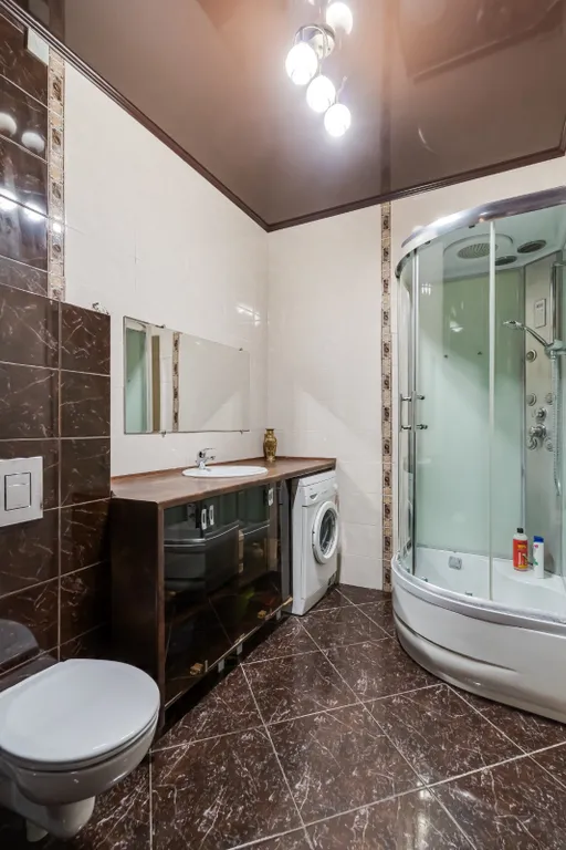 Просторная квартира в районе Шолохова, 10 минут от центра