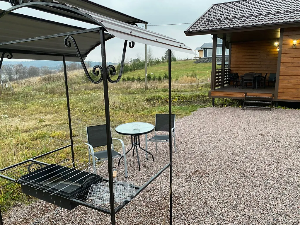 Новый современный коттедж рядом с озером