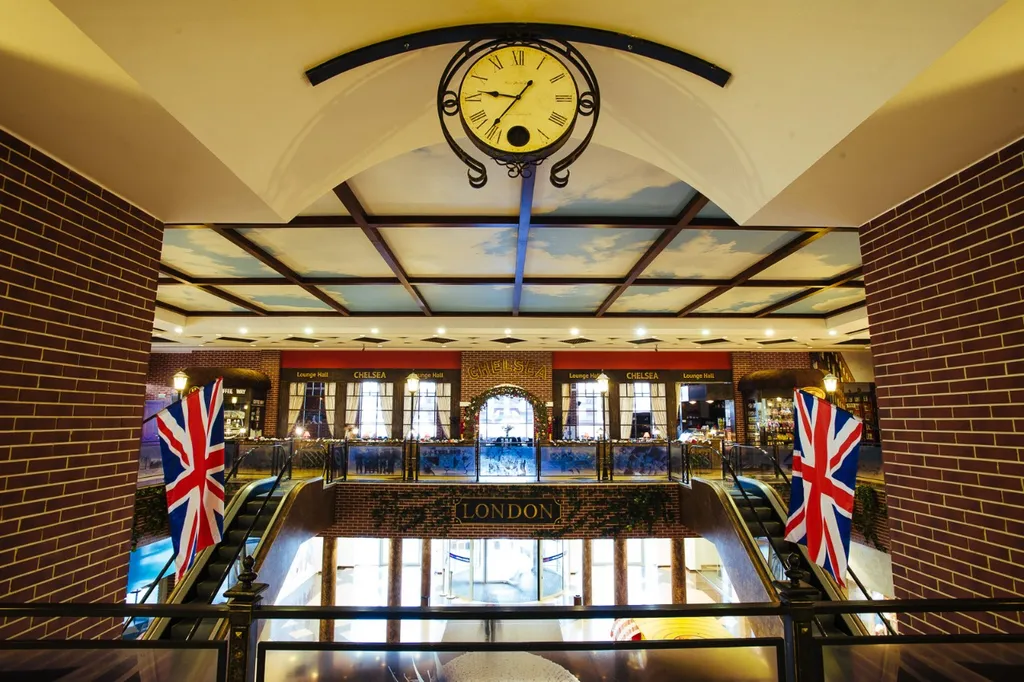 Апартаменты в центре города с красивым видом из окна