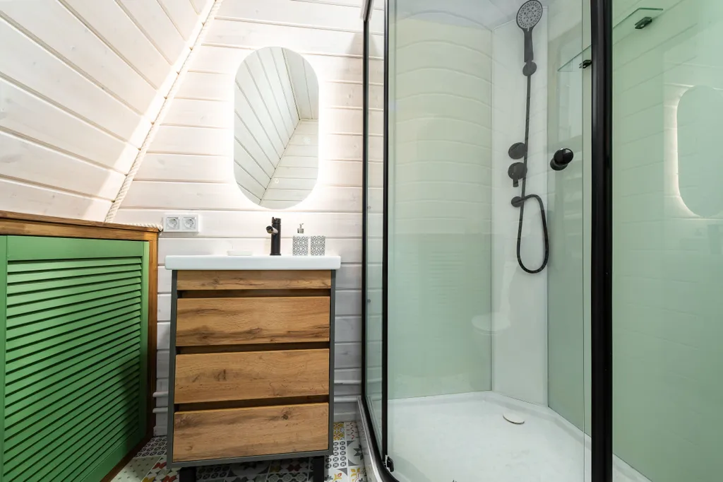 Треугольный дом у 3х горнолыжных курортов