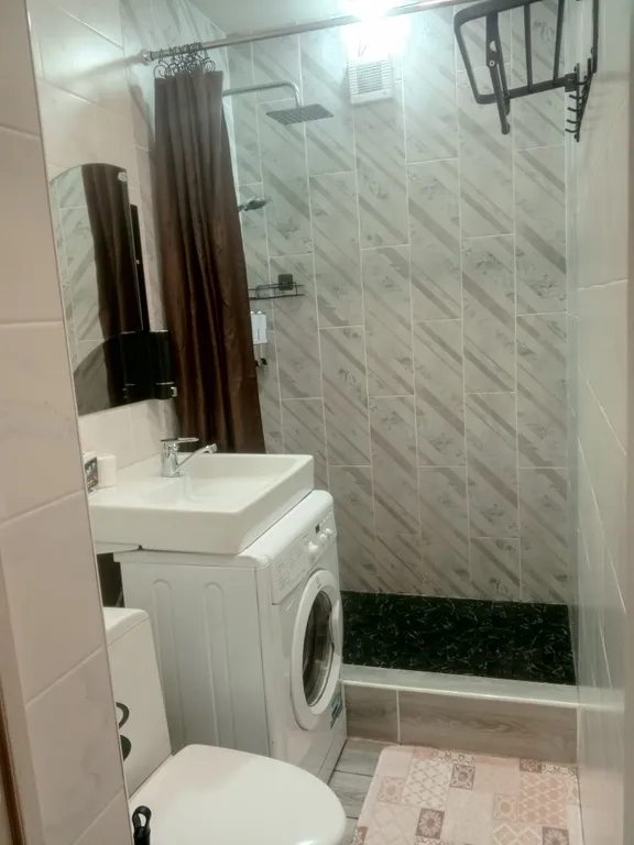 Студия напротив часовой башни