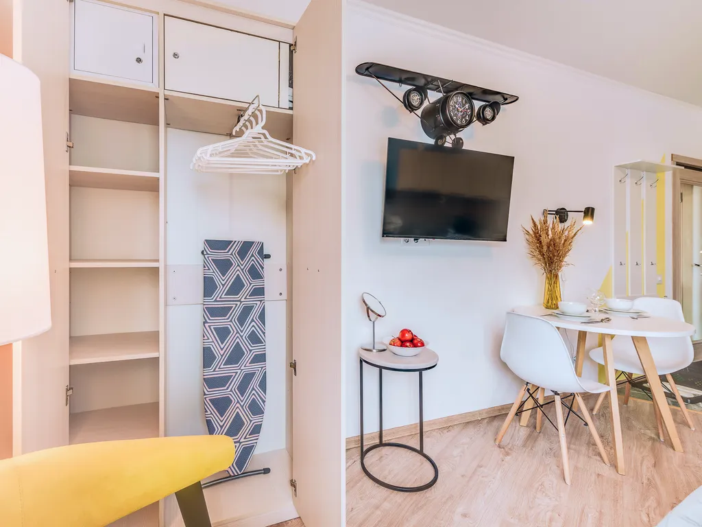 Новая студия, чистый подъезд, свежий ремонт, рядом аэропорт