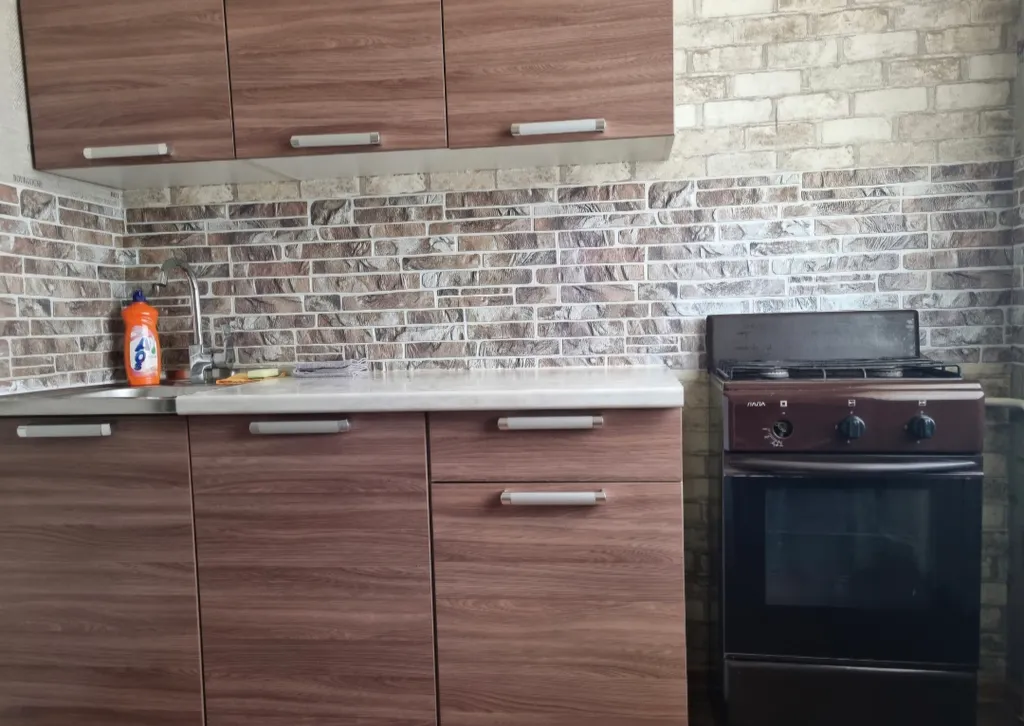 Квартира Уютная квартира у жд и авто вокзала — Луга