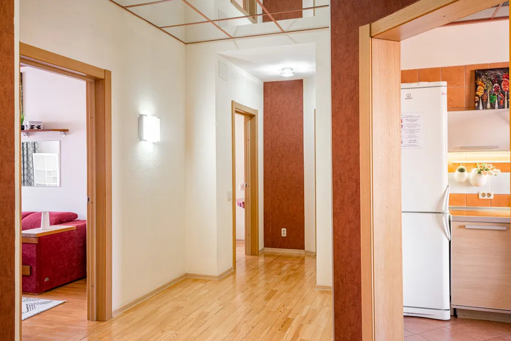 Просторная квартира с 3 кондиционерами у Волги