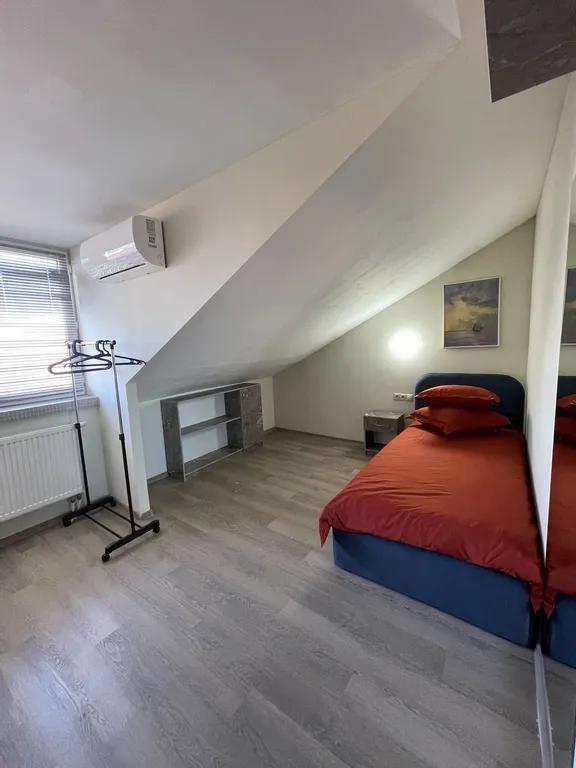 Двухэтажная квартира в центре города Казани