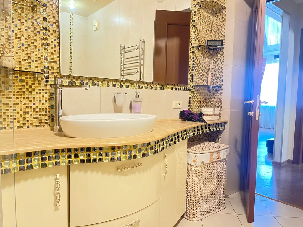 Большая квартира с дизайнерским ремонтом в курортной зоне