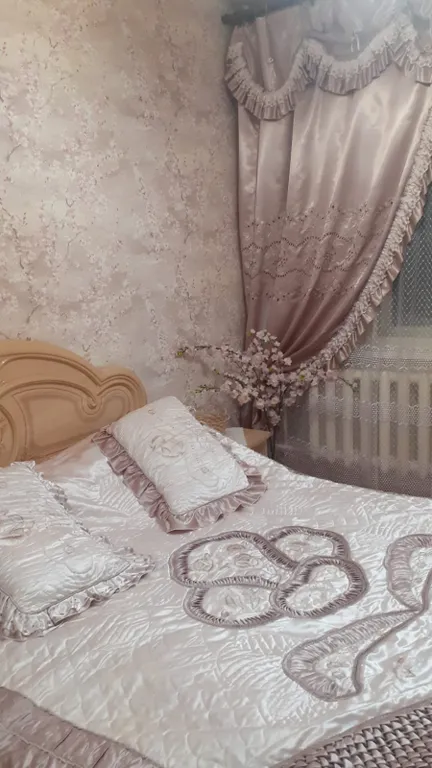 Рядом со склоном