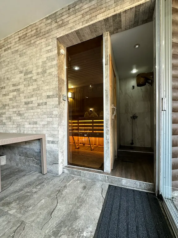 Домик у реки