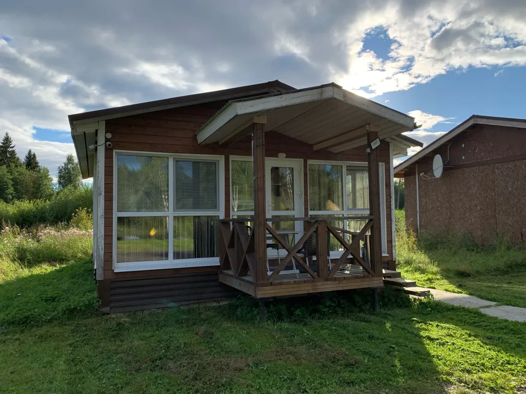 Уютный дом на берегу реки Янисйоки