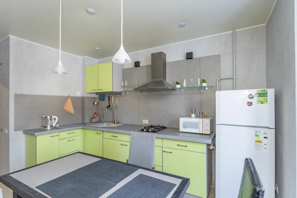 Квартира Квартира с шикарной кроватью и беспружинным жёстким матрацем — Ярославль