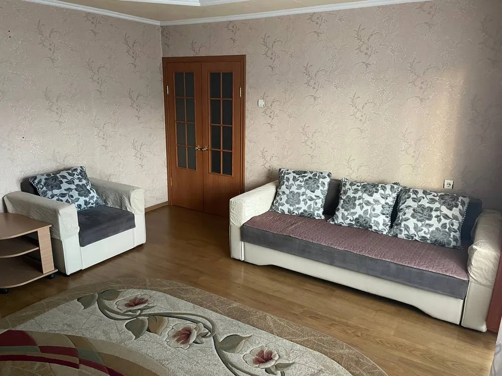 Уютная квартира рядом с автовокзалом и супермаркетами — аренда посуточно в Черногорск