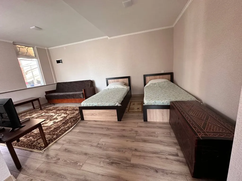 Апартамент с садом