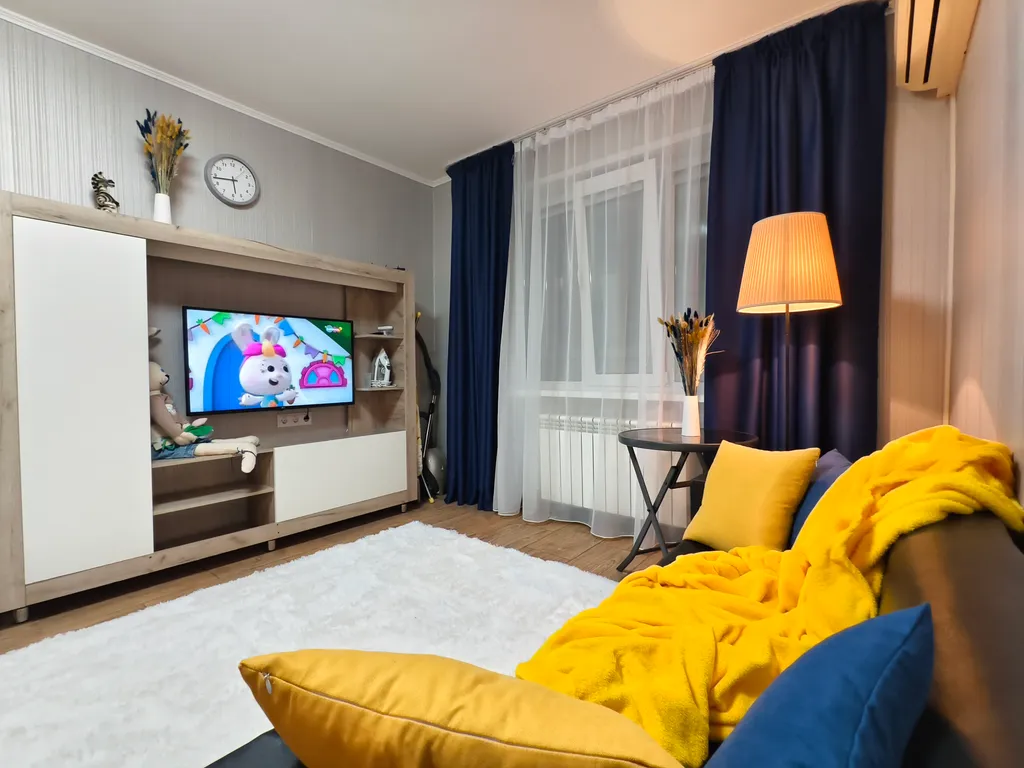 Уютная теплая 1-комнатная квартира у ДС Юбилейный