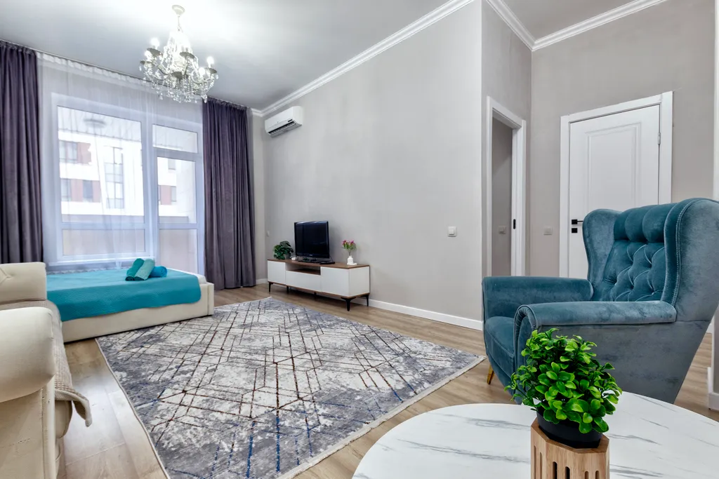 Шикарная просторная двухкомнатная квартира в сердце левого берега