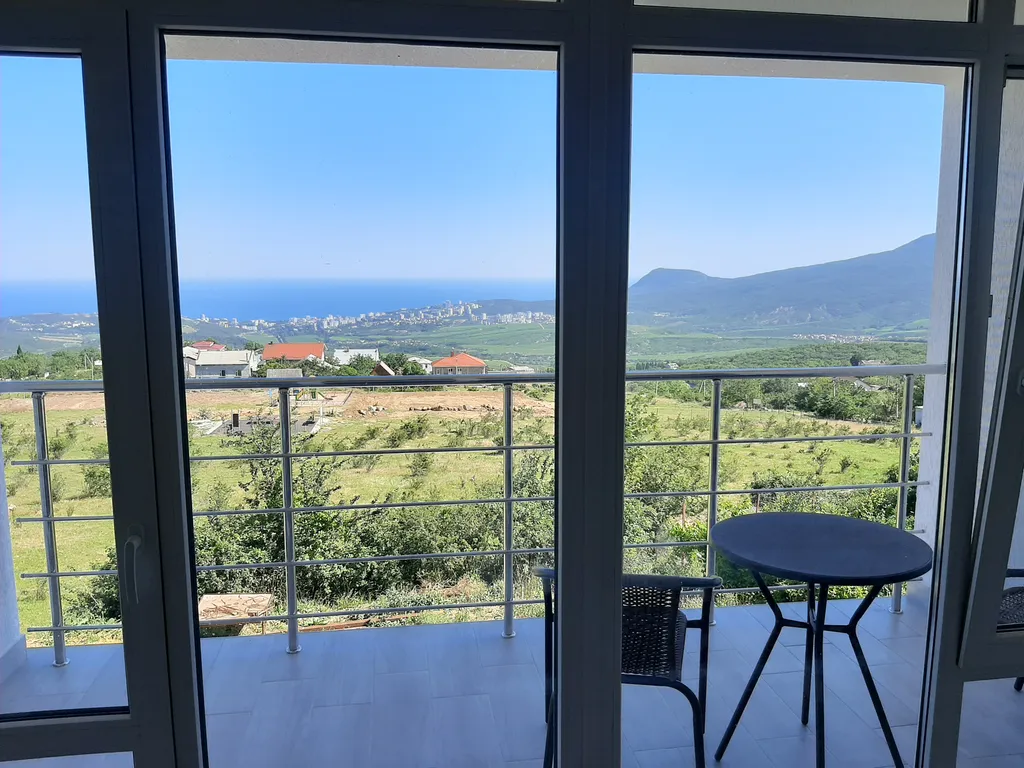 Вилла 220м2 с бассейном Горная лаванда. 6взр.+4 дет.