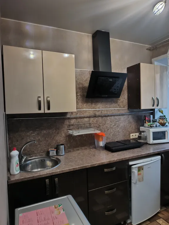 Отличная квартира с евроремонтом рядом с вокзалами