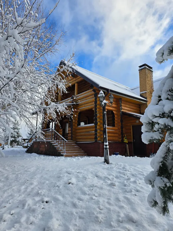 Комфортабельный 3-коттедж на 1 линии о.Селигер