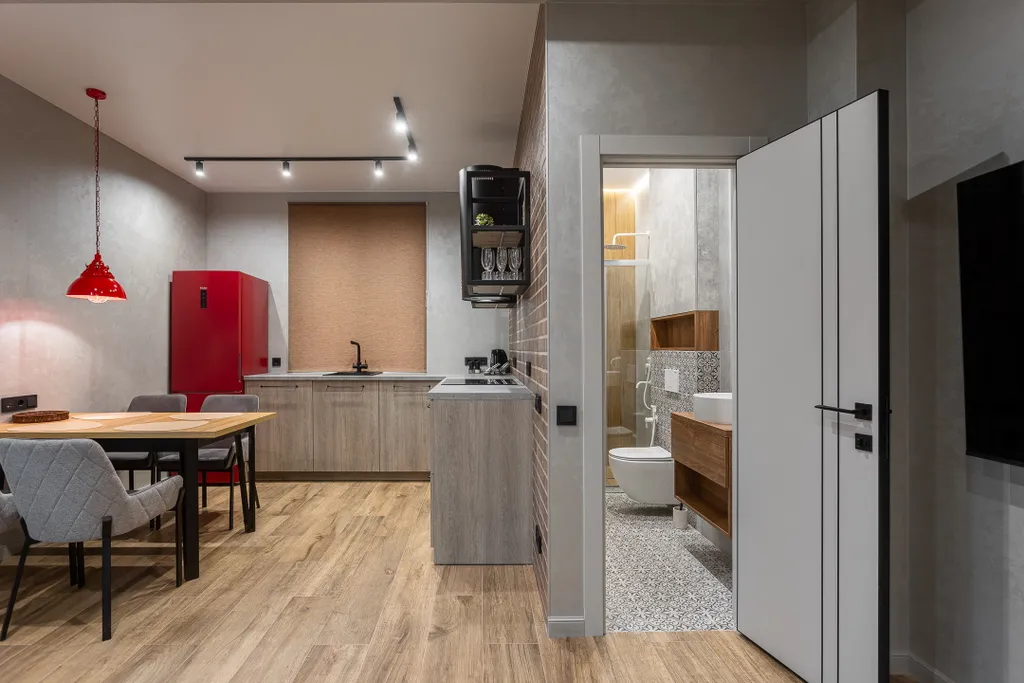 На первой линии от моря сдам полдома