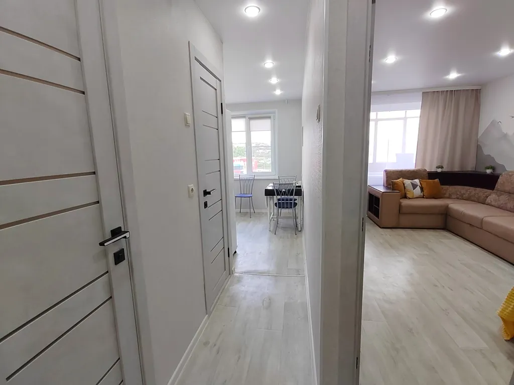 Однокомнатная квартира с балконом и лифтом у ТРЦ Плазма