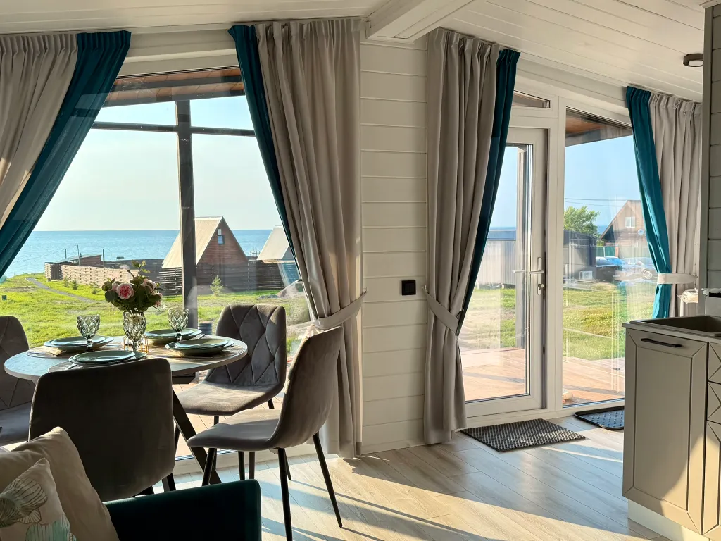 Barn with pool (дом на берегу рыбинского водохранилища)