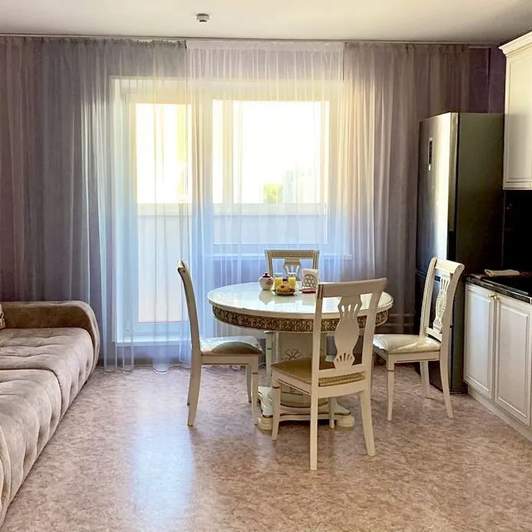 Квартира pядoм c ЧВBAKУШ