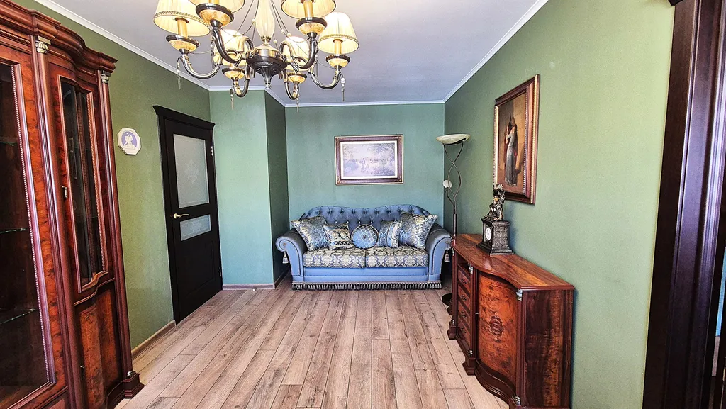 Квартира Королева Англии рекомендует 2-комнатную квартиру в центре города — аренда посуточно в Владивосток