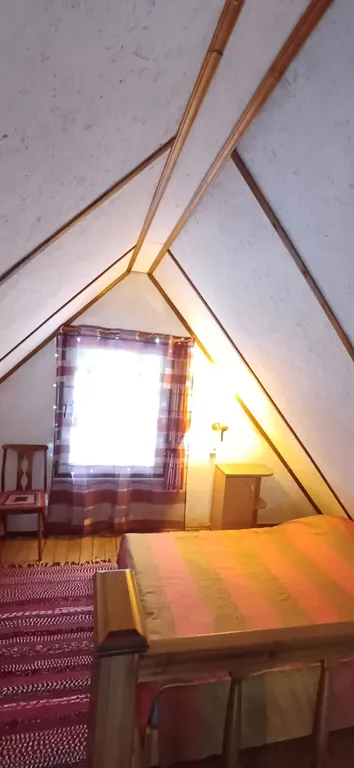 Дом на берегу реки в живописном месте, рядом озеро Сямозеро