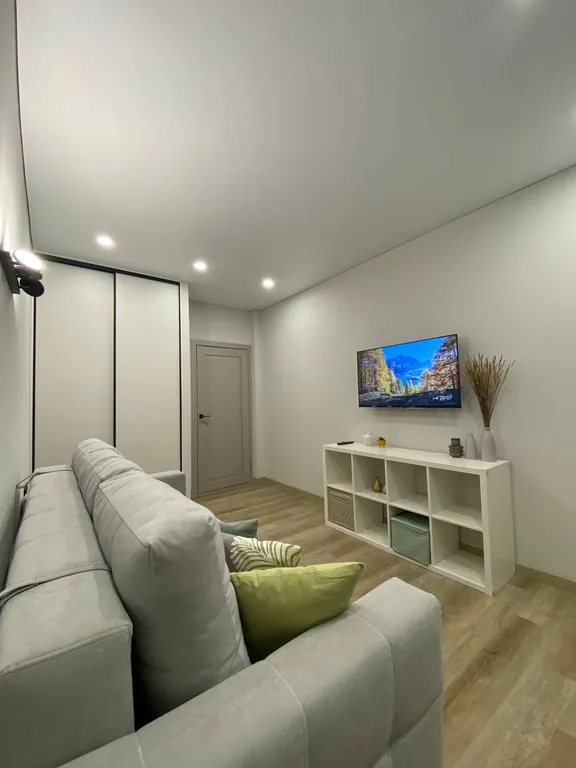 Современная двухкомнатная квартира в ЖК Кристалл