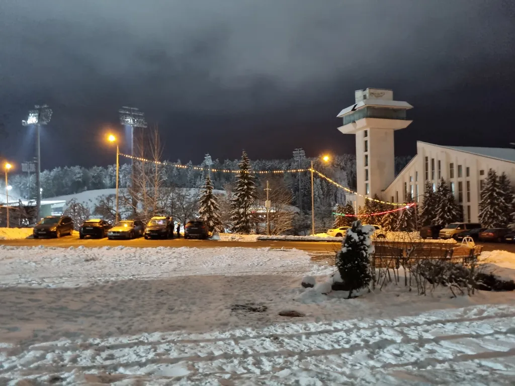 Коттедж на склоне возле Дубровского