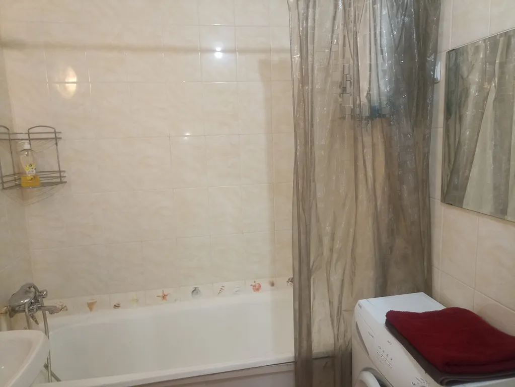 Просторная квартира в новом доме, метро