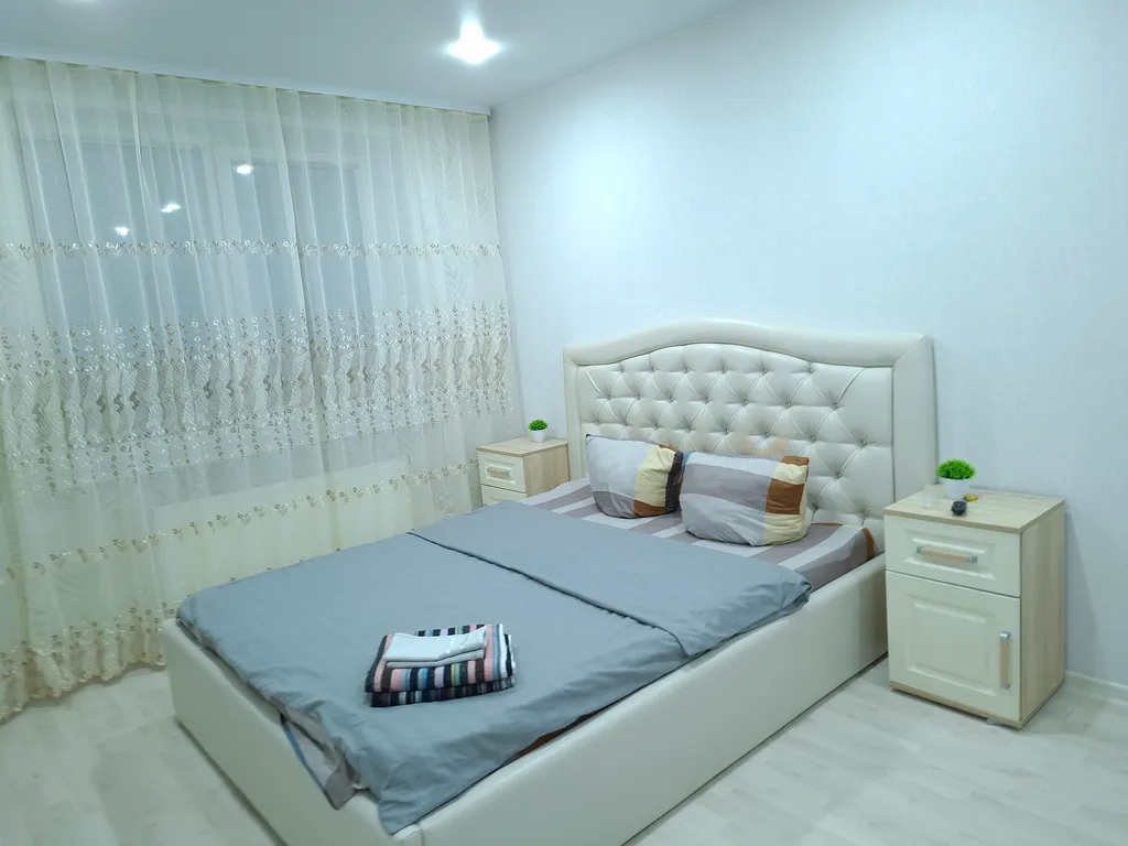 Уютная светлая квартира с видом на город и природу — аренда посуточно в Ижевск