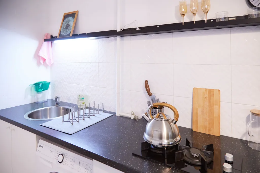 Просторный крутой апартамент с панорамными окнами