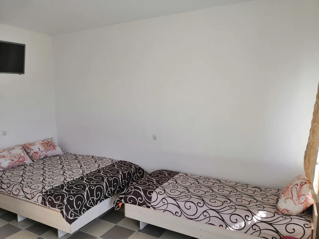 Апартаменты-студия трёхместные, второй этаж