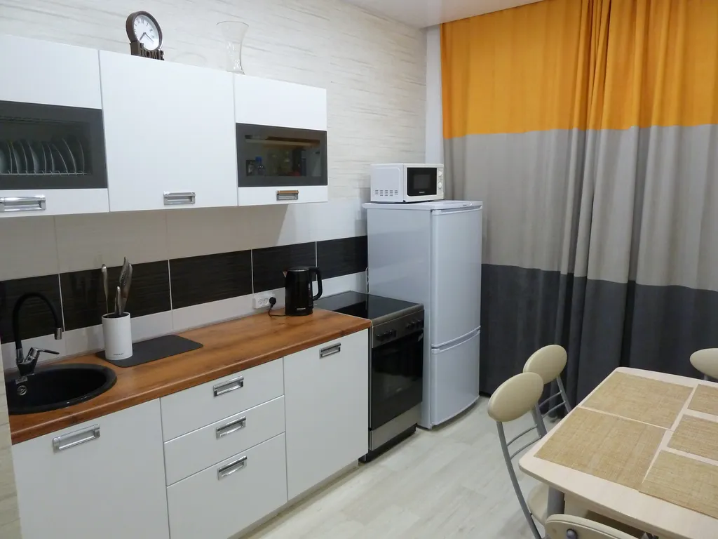 Двухкомнатная квартира около склона