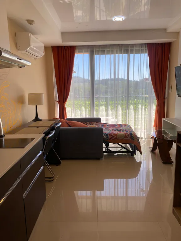 Светлая и комфортная квартира рядом с пляжем