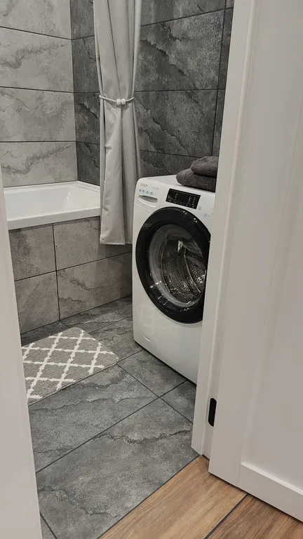 Уютная квартира рядом с мнтк и областной больницей