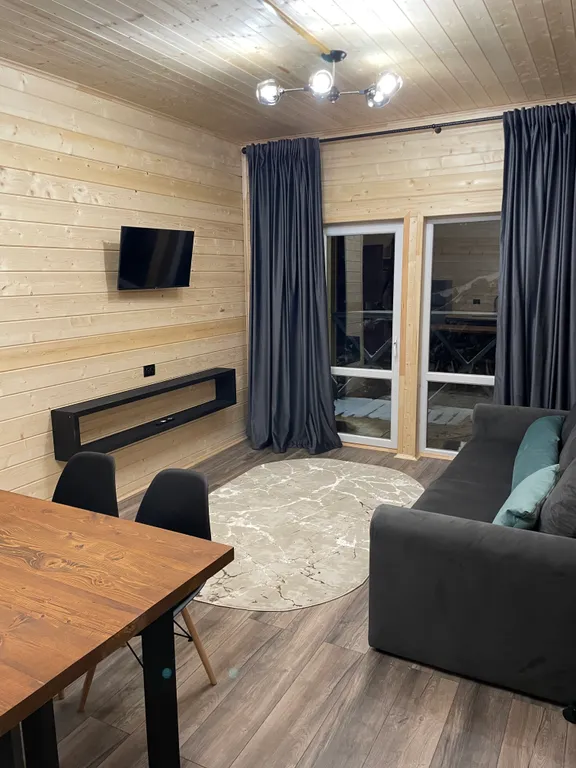 Апартаменты в коттедже 2 этаж четырёхместные