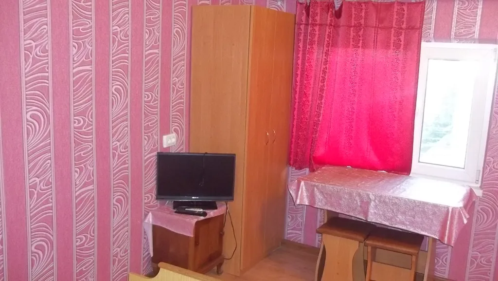 Небольшой двухместный номер у моря