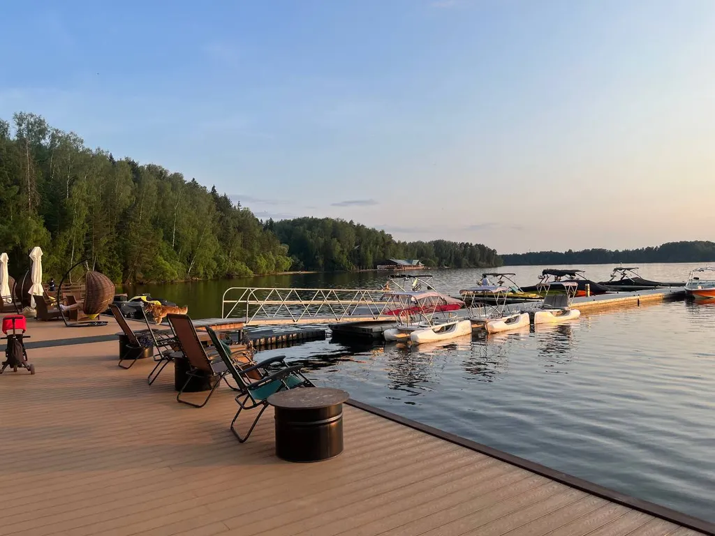 Коттедж Загородный дом у воды — Лопотово