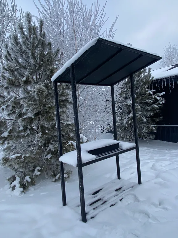 Загородный дом Loft lodge на берегу реки Ангара