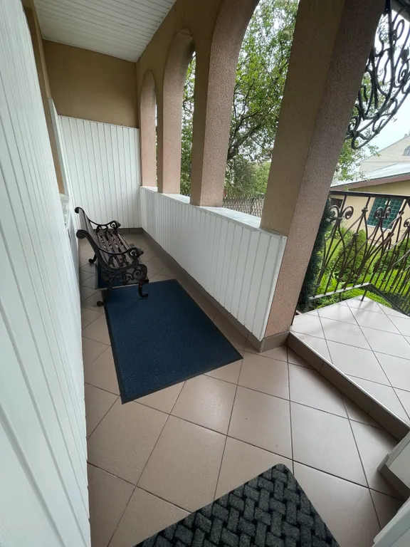 7-комнатный Дом