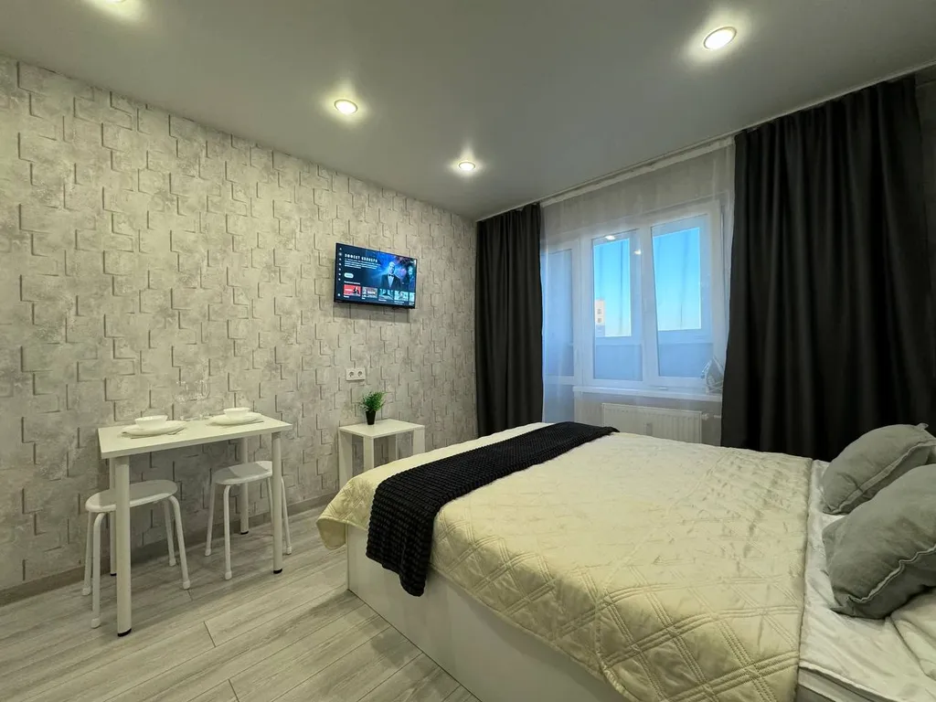 Квартира Квартира - Студия для 2х гостей в новом доме. Скидка от 5 ночей! — Тюмень